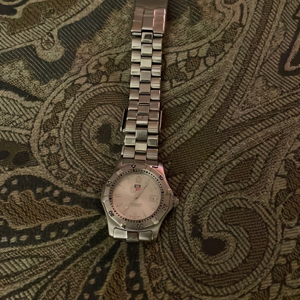 Tag watch